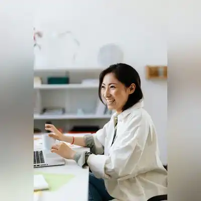 徐蔚